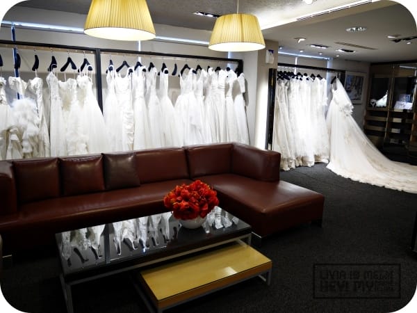 婚紗。Wedding 新竹市 新竹婚紗推薦 新竹法國巴黎婚紗 PRONOVIAS婚紗/漂浮婚紗/韓式婚紗/創意婚紗/婚紗包套/婚紗租借 跟著Livia享受人生