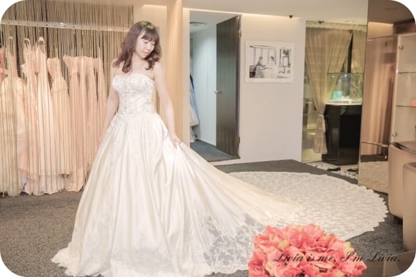 婚紗。Wedding 新竹市 新竹婚紗推薦 新竹法國巴黎婚紗 PRONOVIAS婚紗/漂浮婚紗/韓式婚紗/創意婚紗/婚紗包套/婚紗租借 跟著Livia享受人生