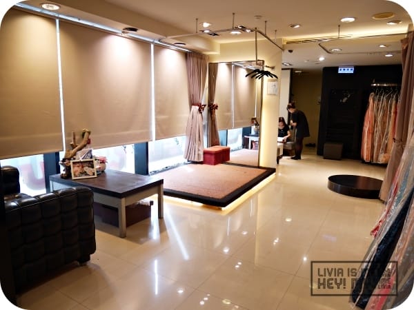 婚紗。Wedding 新竹市 新竹婚紗推薦 新竹法國巴黎婚紗 PRONOVIAS婚紗/漂浮婚紗/韓式婚紗/創意婚紗/婚紗包套/婚紗租借 跟著Livia享受人生