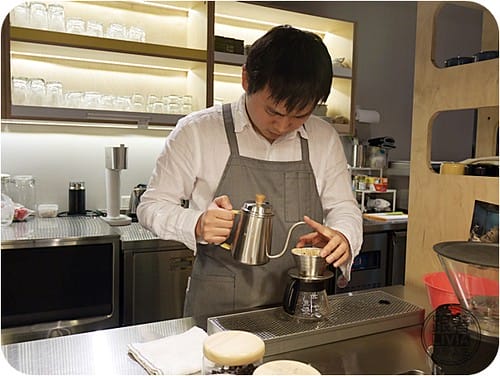 美食。餐廳 台北松山區 中山國中捷運站 Finger Talks 指點 Massage N’ Café 視障按摩/健康餐飲/咖啡/甜點 跟著Livia享受人生 - 第17張圖 0811-指點 (28)