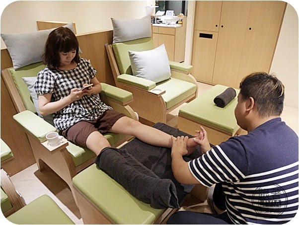 美食。餐廳 台北松山區 中山國中捷運站 Finger Talks 指點 Massage N’ Café 視障按摩/健康餐飲/咖啡/甜點 跟著Livia享受人生 - 第37張圖 0811-指點 (44)