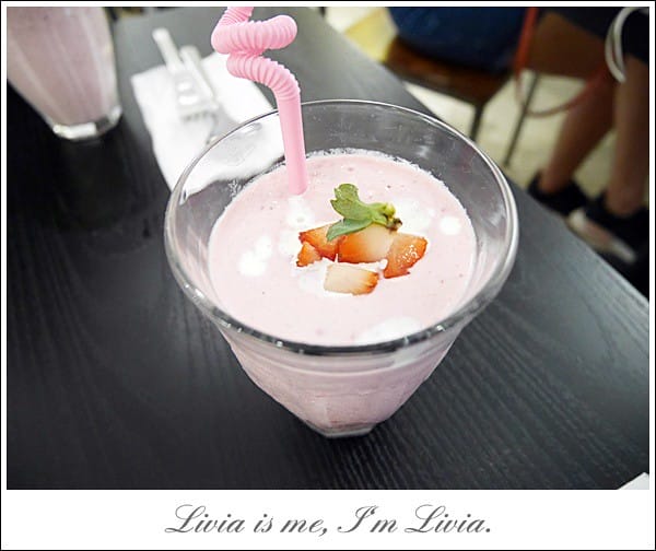 1027-VERY GOOD CAFE (25)