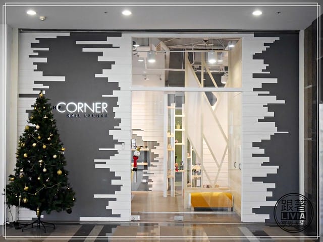 The Corner Nail Lounge3