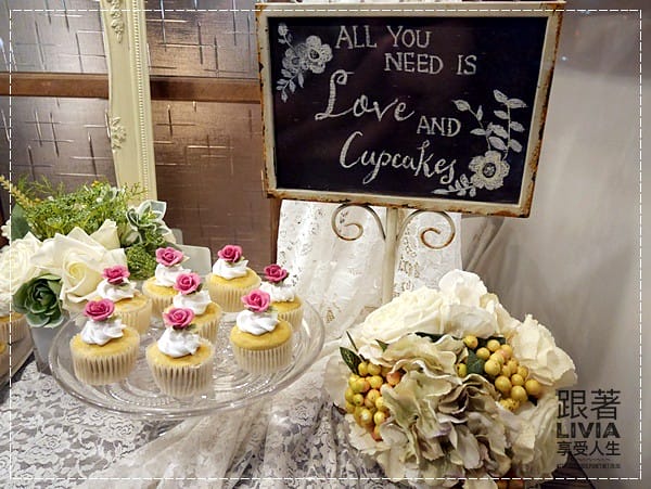 1228-ERova cakes (1)