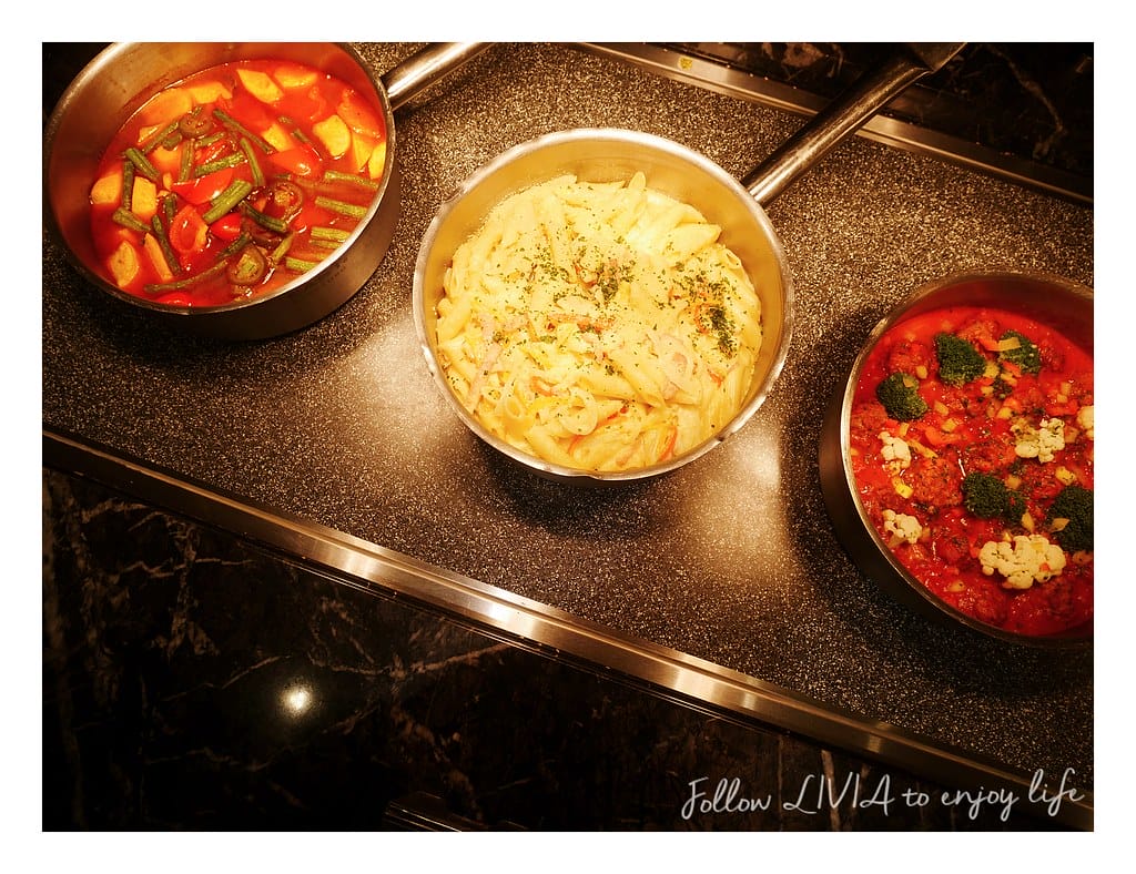 Sunny buffet (12)