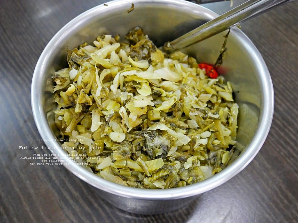 阿忠xlivia8