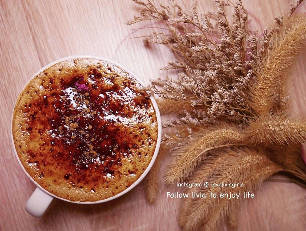O.L.O CAFÉxlivia25