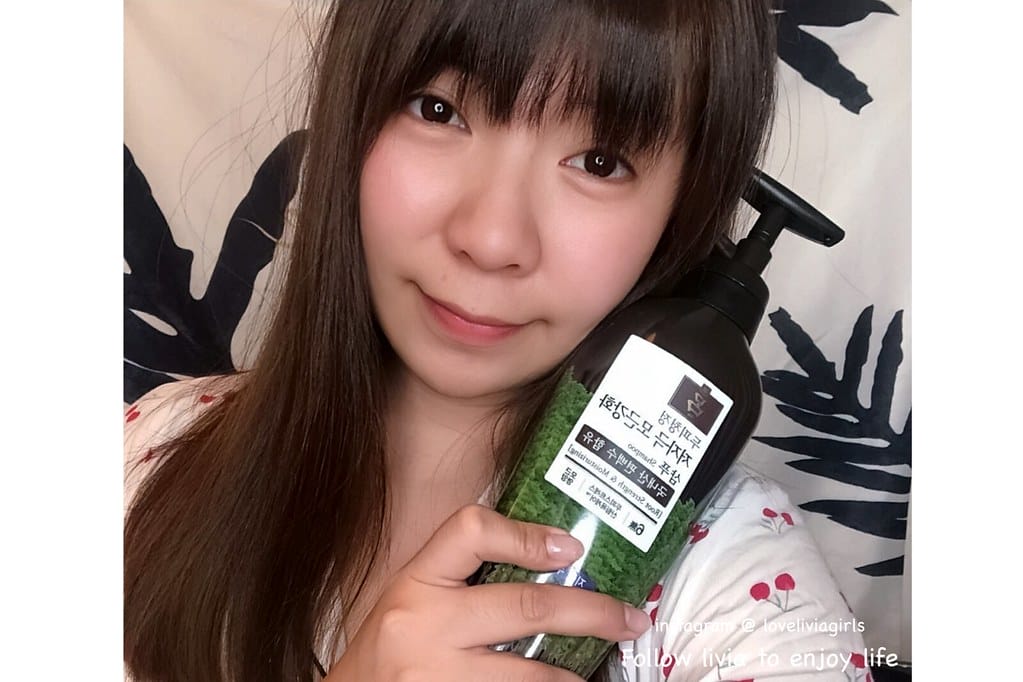 呂xlivia3