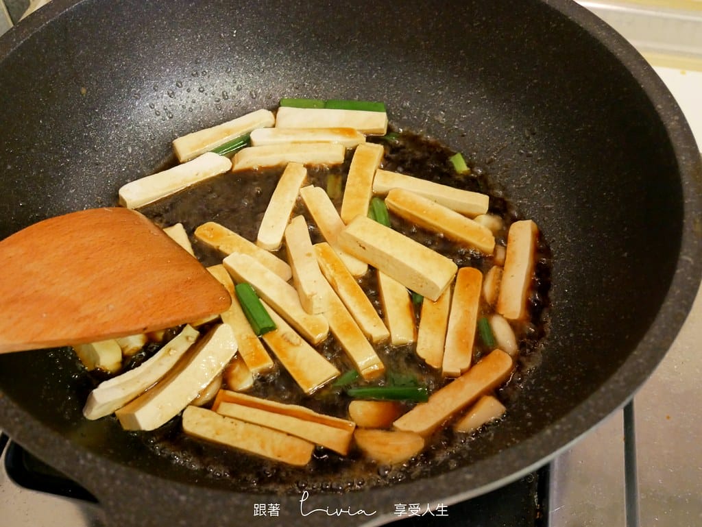 大金麥飯石塗層炒鍋51