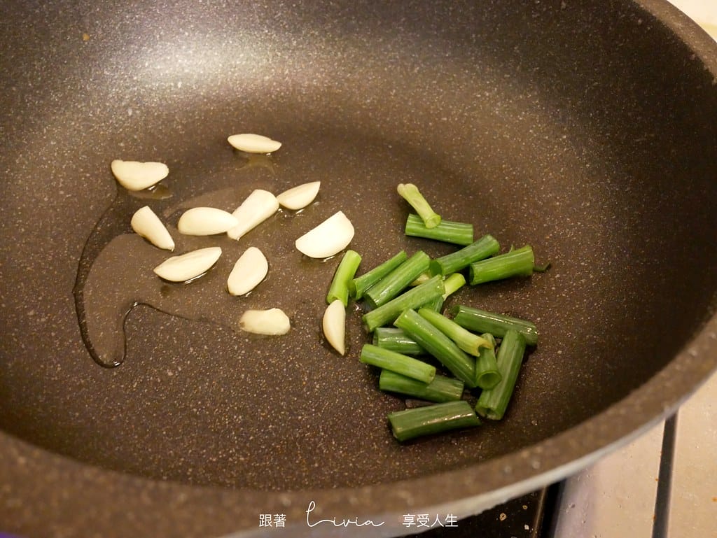 大金麥飯石塗層炒鍋48