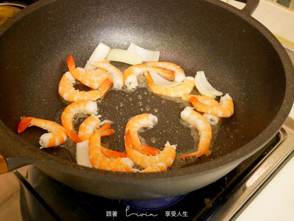 大金麥飯石塗層炒鍋34