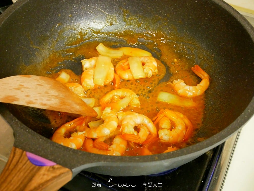 大金麥飯石塗層炒鍋35