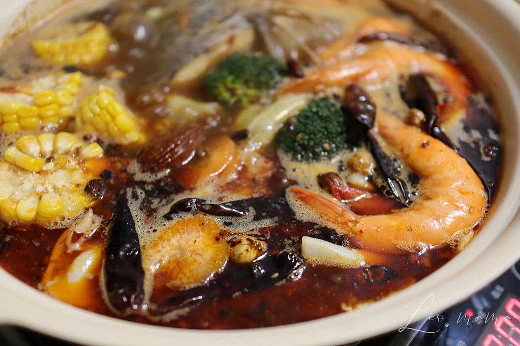 麻辣鍋底料開箱 // 愛辣成癮者必吃 麻津家 麻辣鍋底推薦 麻津家18
