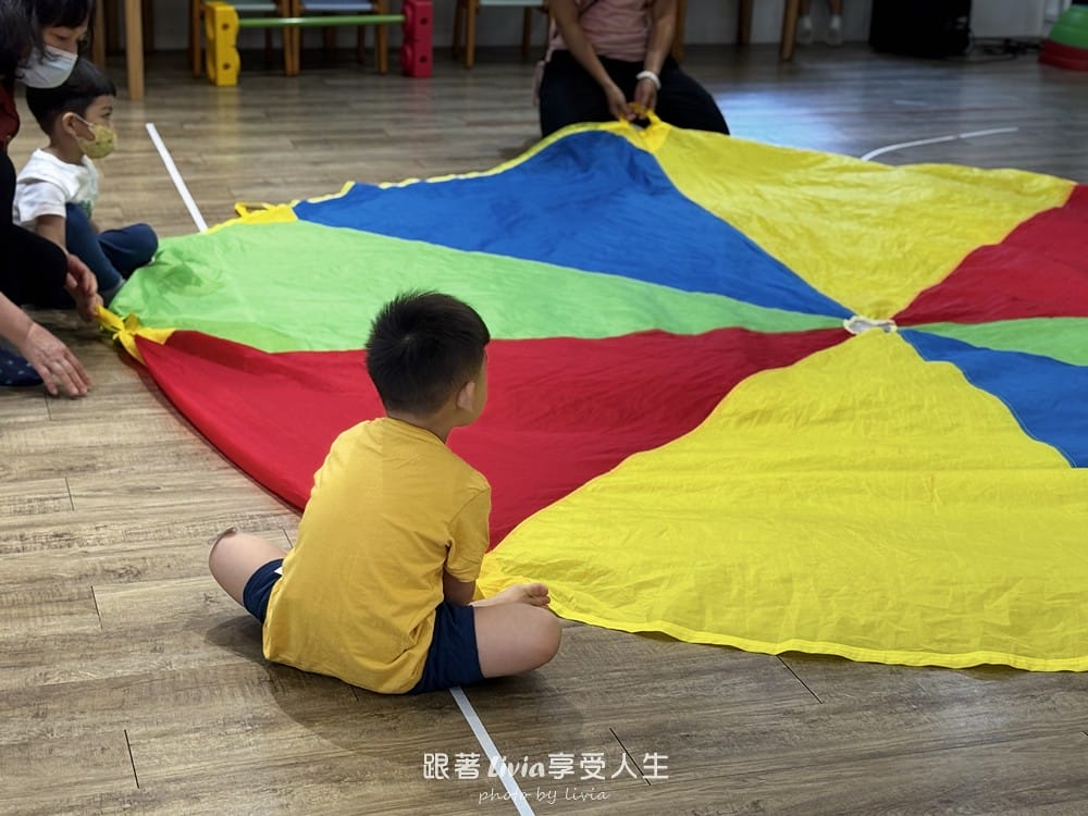 叭叭七感列車 (64) 叭叭七感列車 (64)