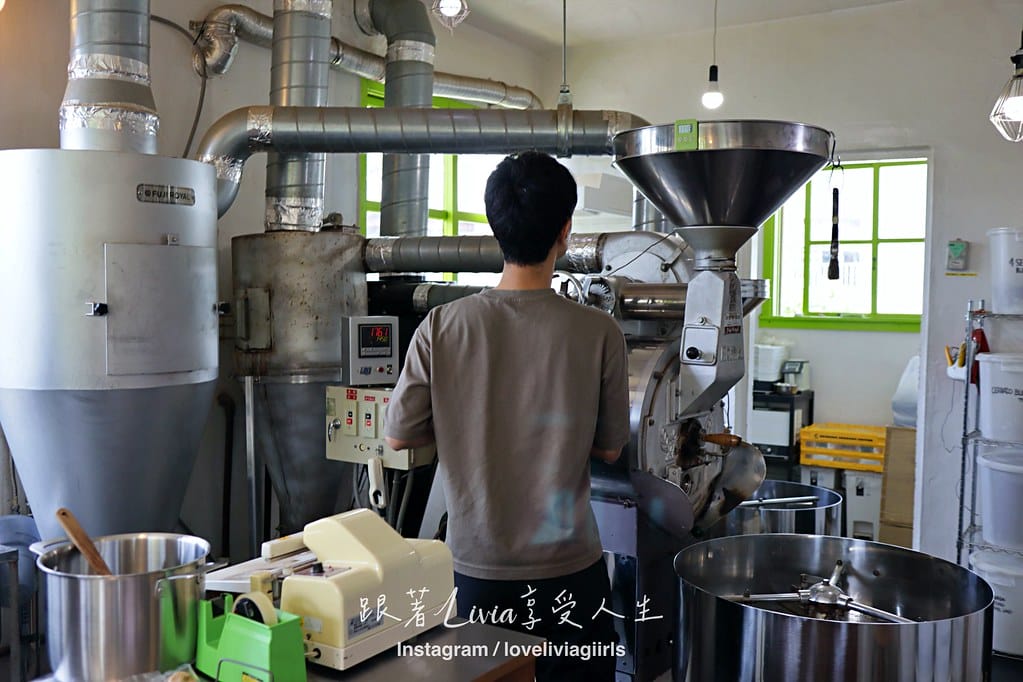 港外 (25) 港外 (25)