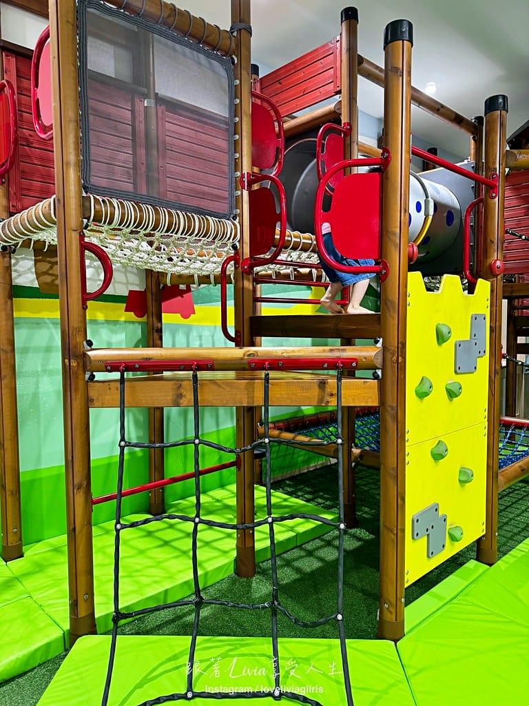 沖繩親子友善購物商場Asobi Park PLUS 浦添西