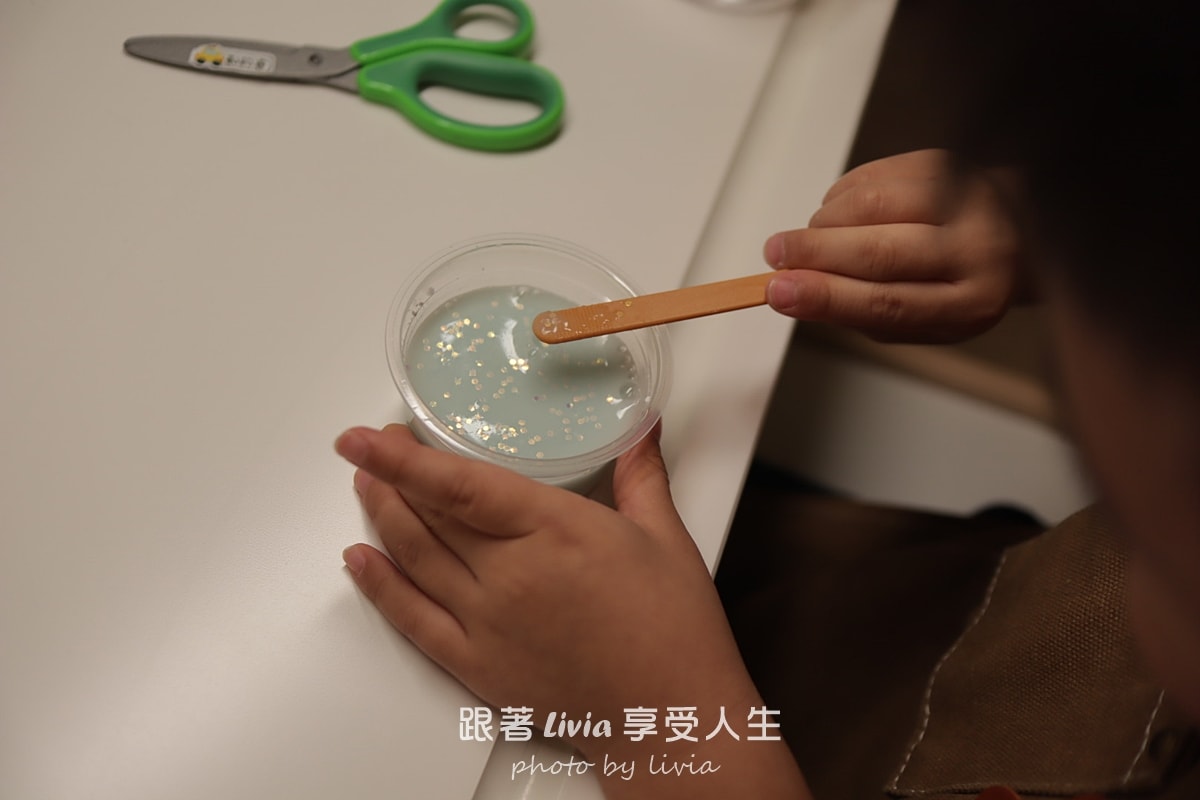 把家裡變成小小科學實驗室｜我們的 Eagle’s Lab 動手玩科學時光