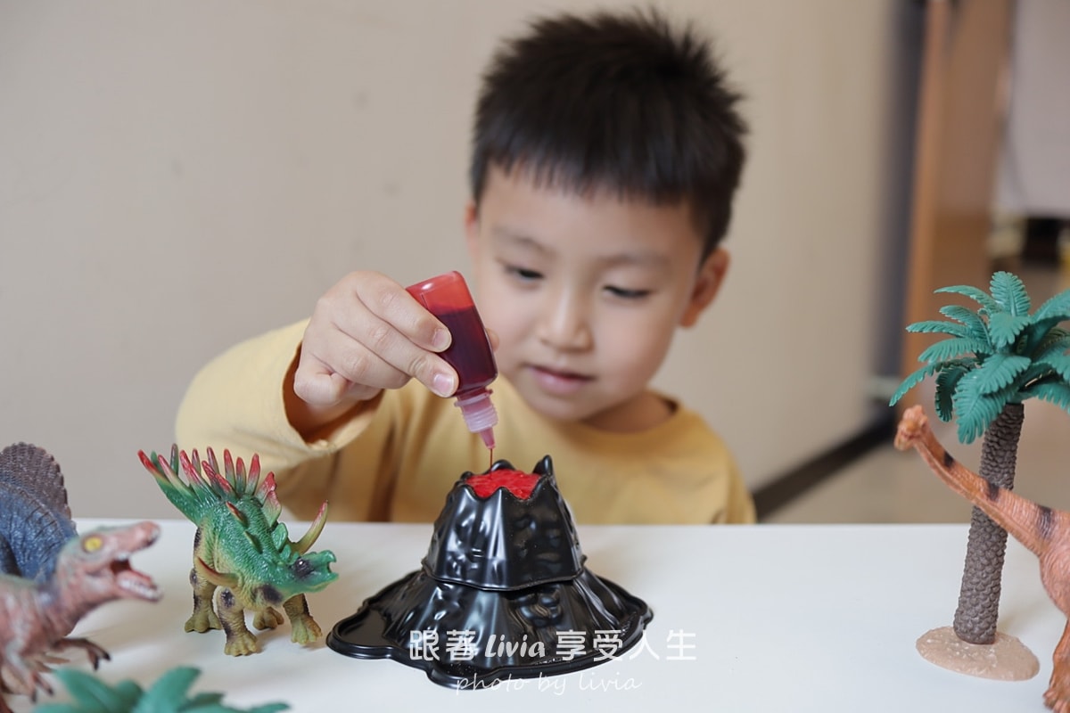 把家裡變成小小科學實驗室｜我們的 Eagle’s Lab 動手玩科學時光