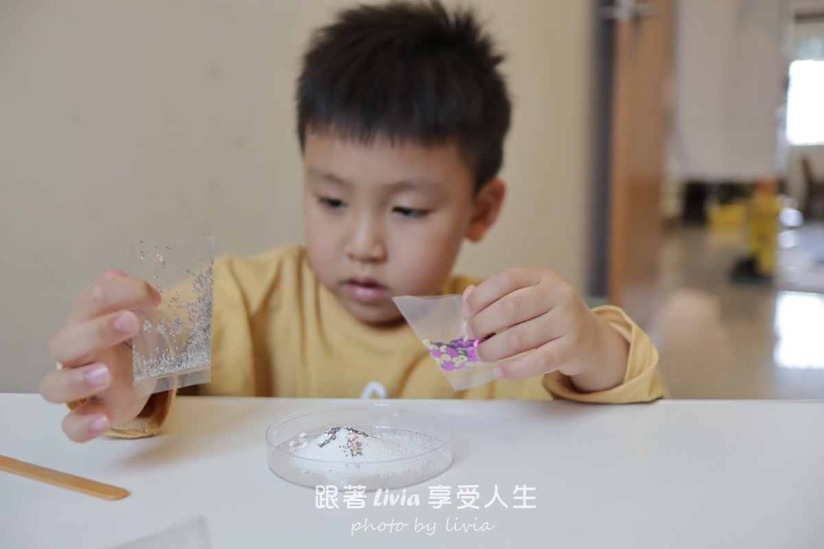 把家裡變成小小科學實驗室｜我們的 Eagle’s Lab 動手玩科學時光