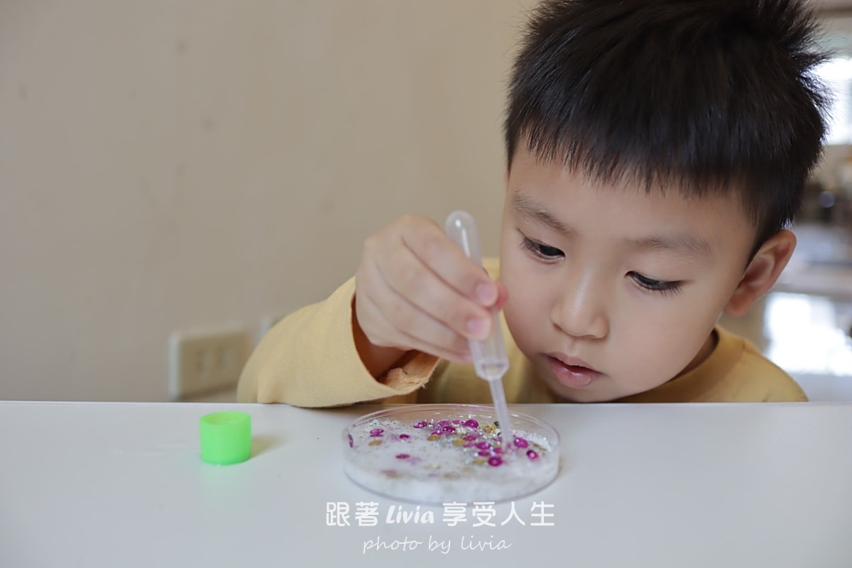 把家裡變成小小科學實驗室｜我們的 Eagle’s Lab 動手玩科學時光