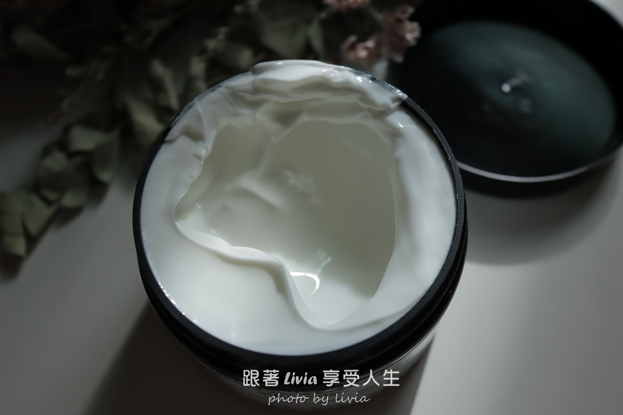 從臉到手都被好好照顧｜1838 eurocare 呵護敏弱肌的日常保養：樂美思舒敏凍齡霜 × pH5.5 護手霜 × 歐珂蔓橄欖雪花霜