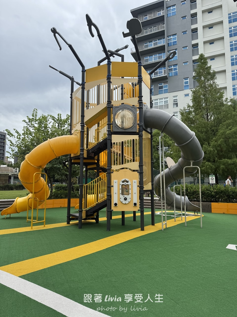 中山站兒童遊戲場|建成公園 共融式兒童遊戲場 - 第2張圖 中山站兒童遊戲場|建成公園 共融式兒童遊戲場