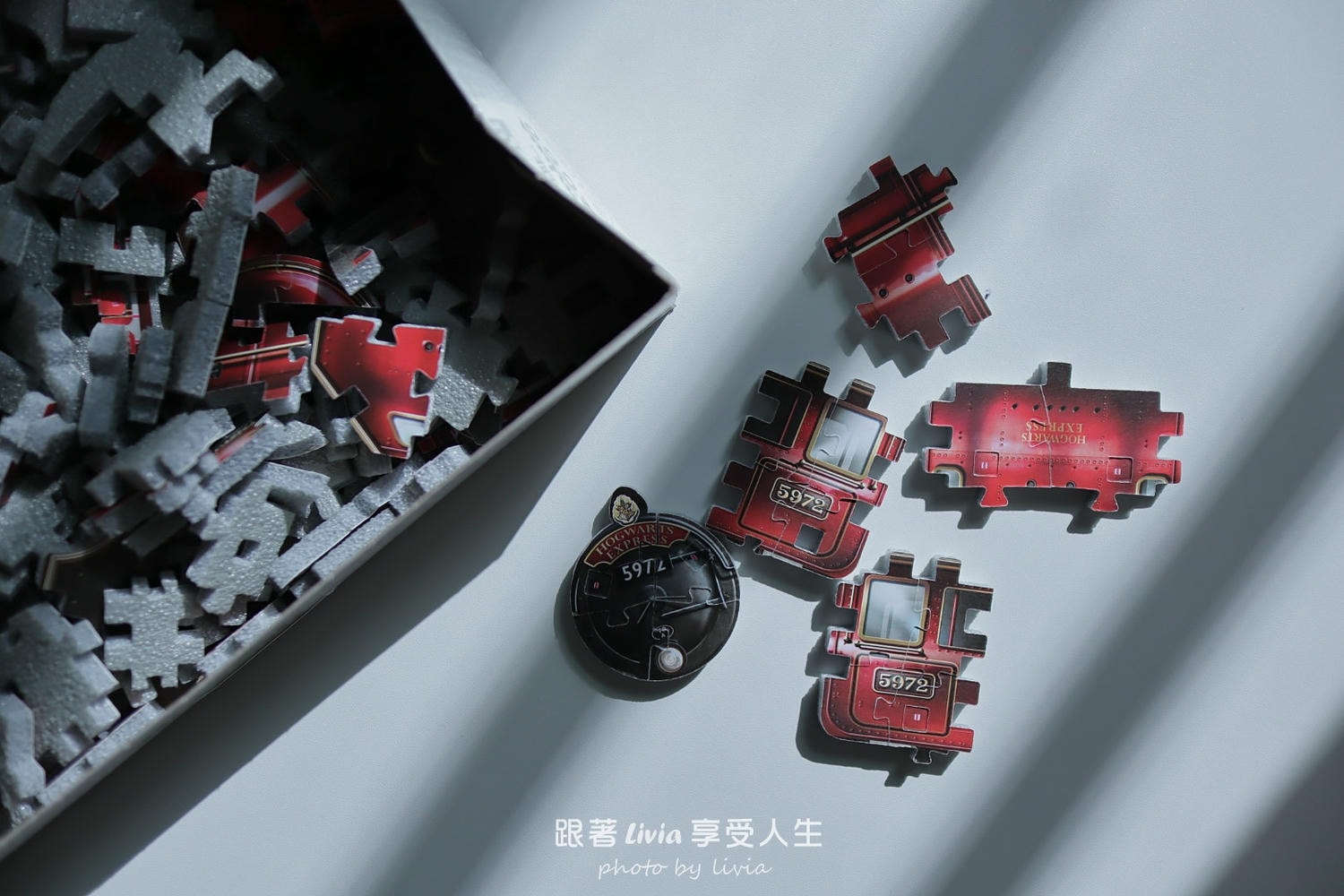 一片一片拼出魔法世界｜好森 Ho Sng × Wrebbit 3D 哈利波特霍格華茲特快車立體拼圖開箱推薦