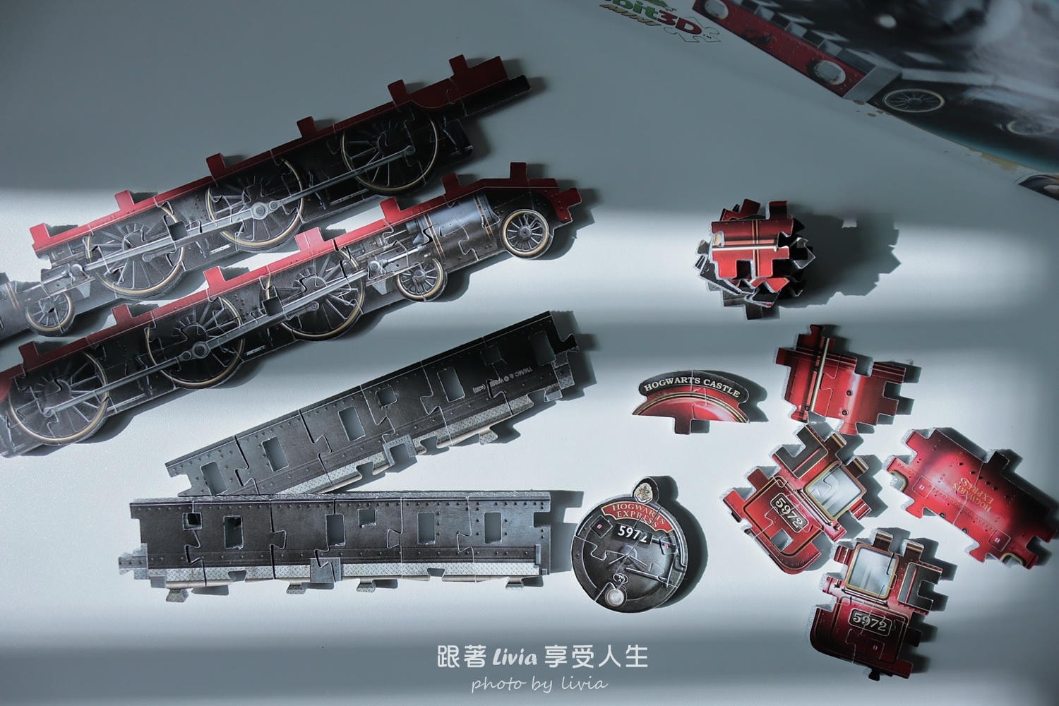 一片一片拼出魔法世界｜好森 Ho Sng × Wrebbit 3D 哈利波特霍格華茲特快車立體拼圖開箱推薦