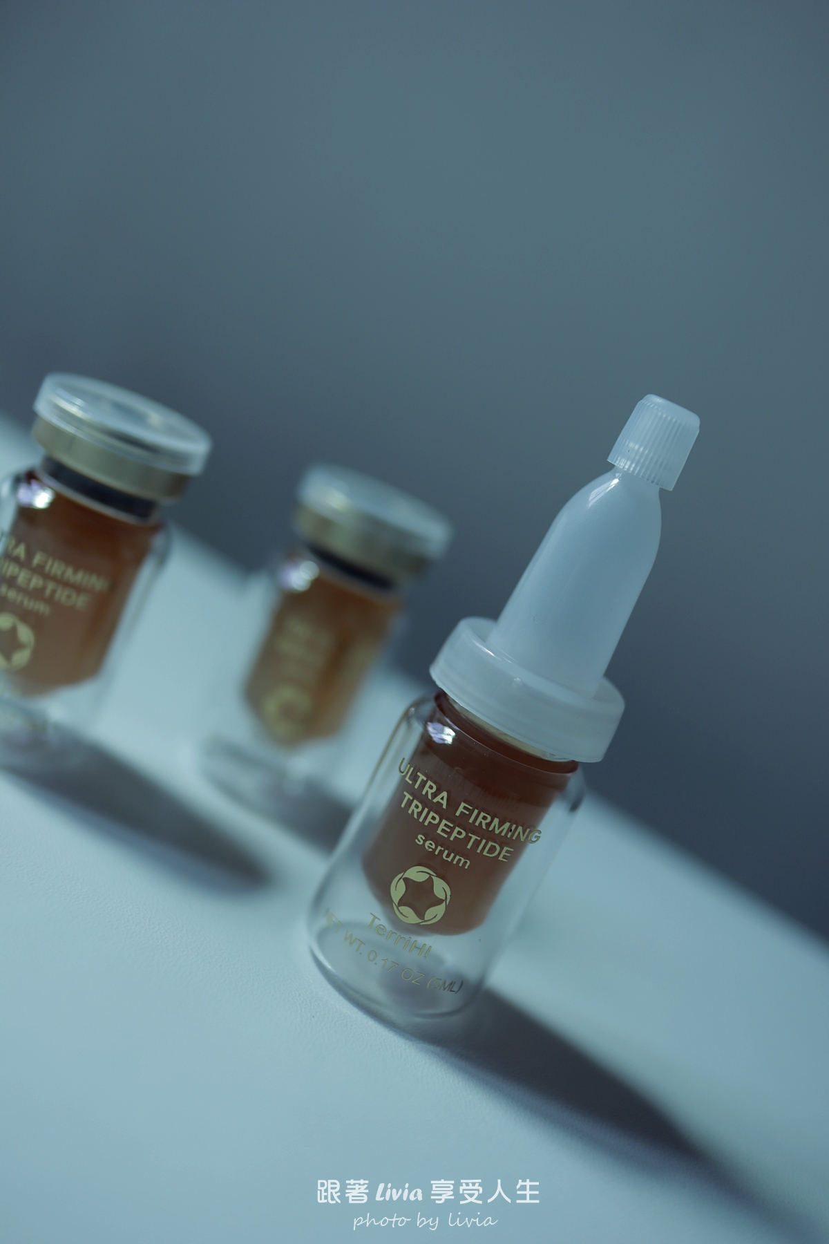 雍大生技粉藻三胜肽緊緻安瓶評價｜換季乾燥、浮粉肌的保養加分選擇