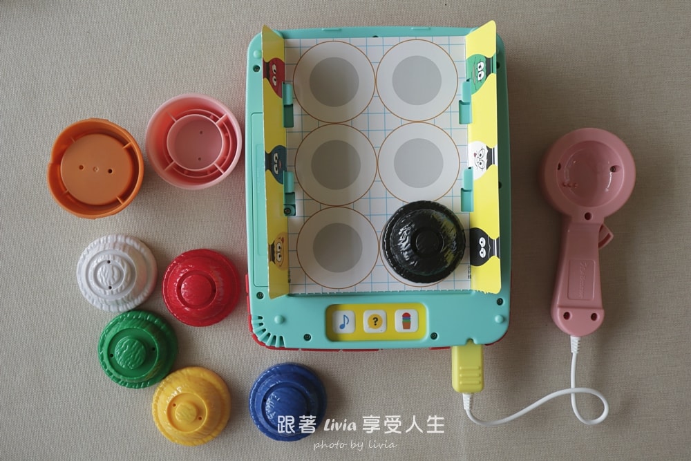讓孩子願意開口,比背單字更重要|英語啟蒙,我選和巧虎一起說英語 PLUS⁺ 初階版!/ 和巧虎一起說英語【進階版】 - 第17張圖 讓孩子願意開口,比背單字更重要|英語啟蒙,我選和巧虎一起說英語 PLUS⁺ 初階版!/ 和巧虎一起說英語【進階版】