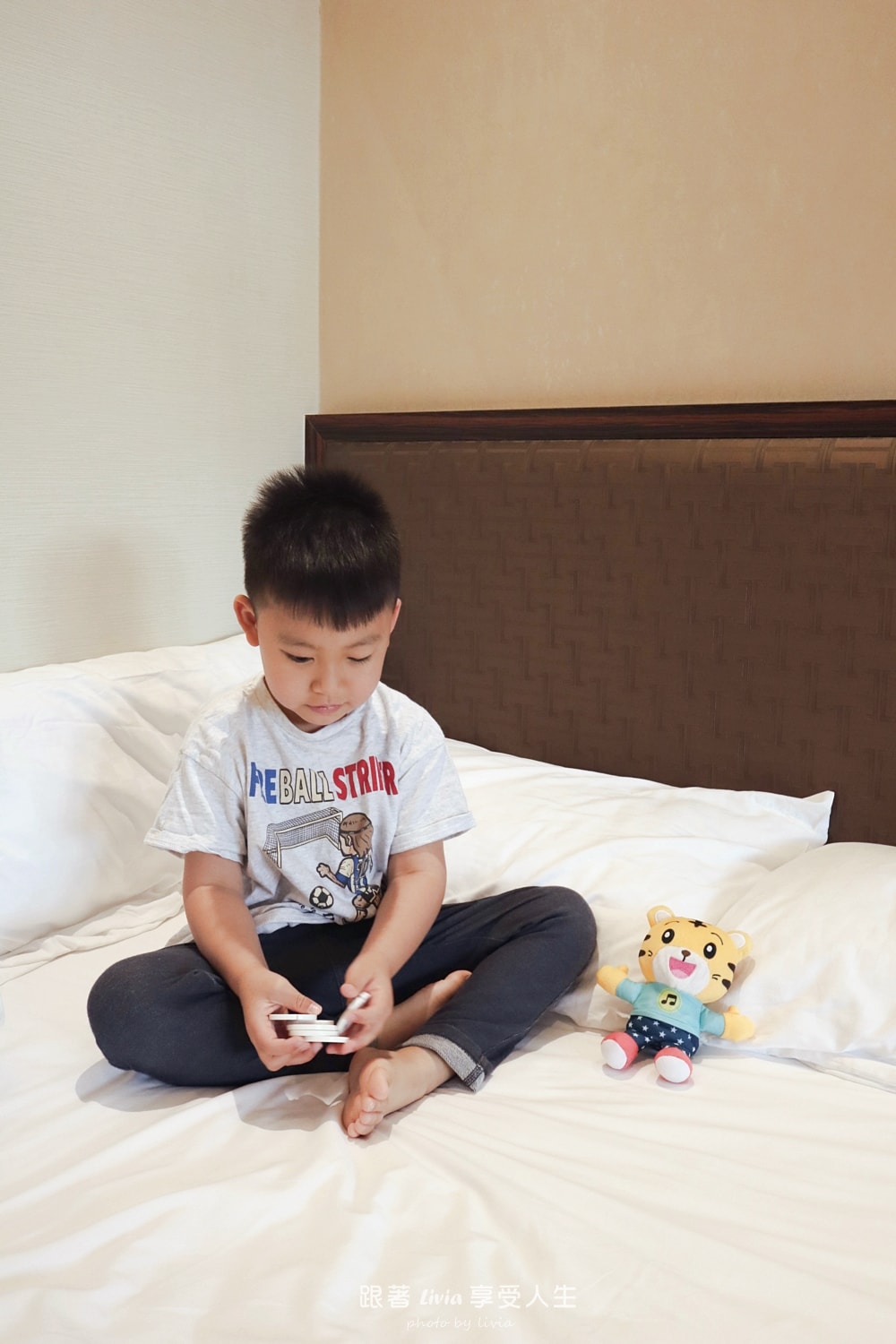 讓孩子願意開口,比背單字更重要|英語啟蒙,我選和巧虎一起說英語 PLUS⁺ 初階版!/ 和巧虎一起說英語【進階版】 - 第3張圖 讓孩子願意開口,比背單字更重要|英語啟蒙,我選和巧虎一起說英語 PLUS⁺ 初階版!/ 和巧虎一起說英語【進階版】