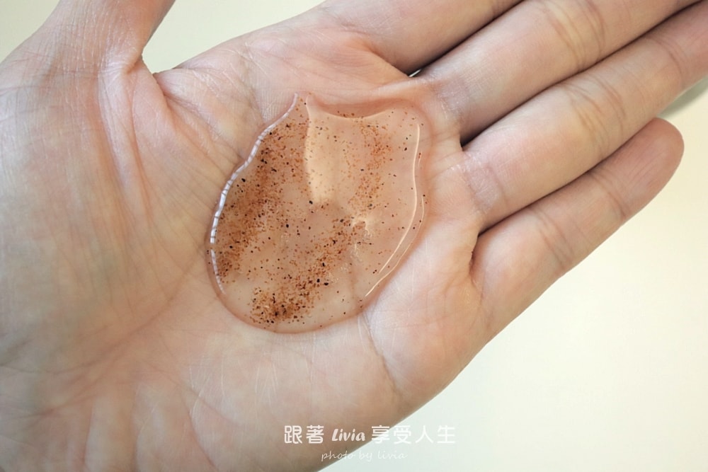Herbalself 草本肌曜 Naturero植淨林黑茶酵母去角質沐浴露、舒敏保濕強健洗髮精｜把每天洗澡這件事，變成身體保養的開始！