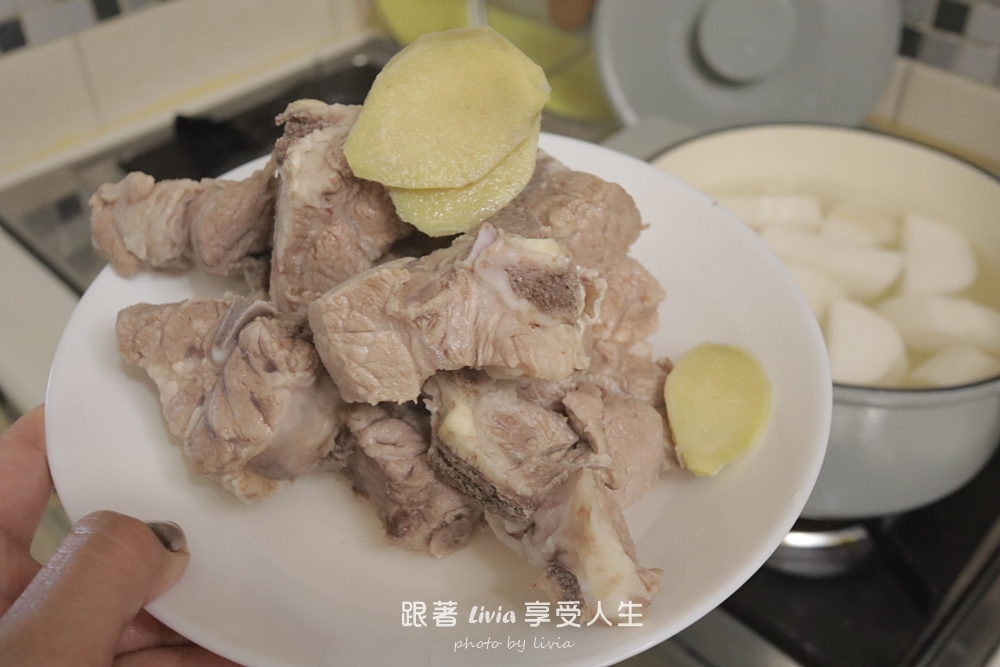 mo select評價｜多用途鑄鐵鍋分享，蛤蜊鮮蝦奶油燉飯、雞腿肉咖哩飯、蘿蔔排骨湯都能煮的高品質鍋具心得