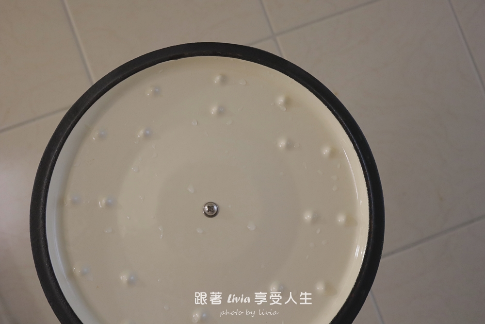 mo select評價｜多用途鑄鐵鍋分享，蛤蜊鮮蝦奶油燉飯、雞腿肉咖哩飯、蘿蔔排骨湯都能煮的高品質鍋具心得