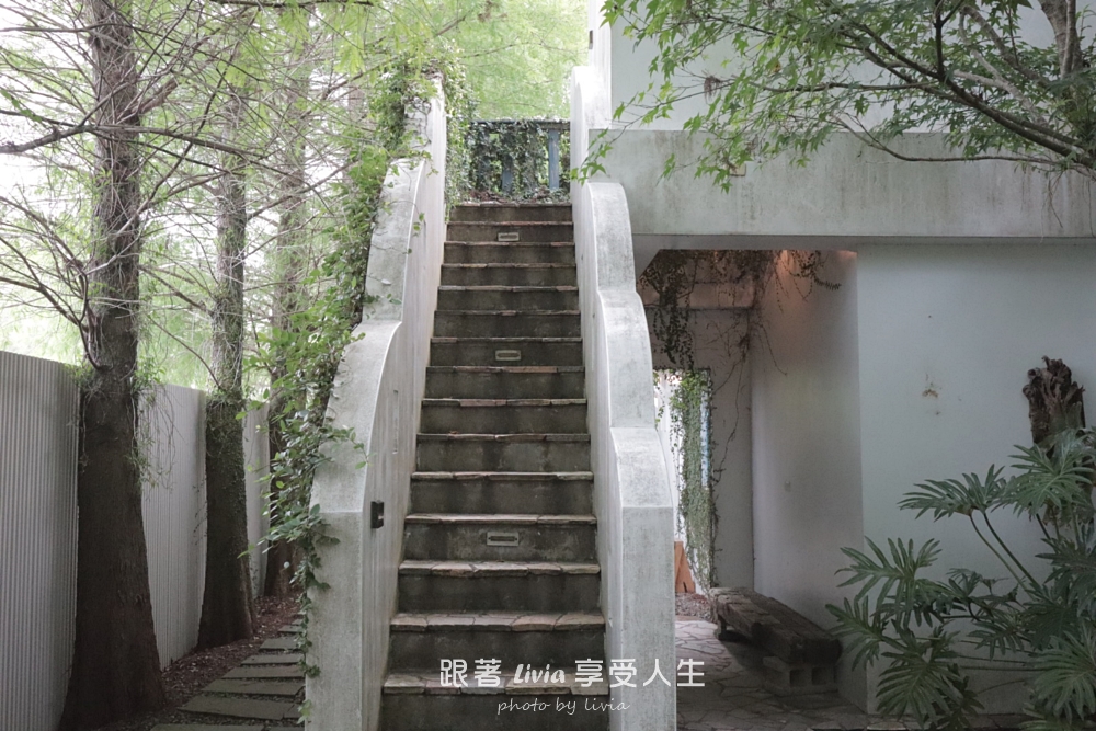 南投埔里住宿|慎重開華森林民宿,二樓隱樹雙人房很適合親子小旅行! - 第6張圖 南投埔里住宿|慎重開華森林民宿,二樓隱樹雙人房很適合親子小旅行!