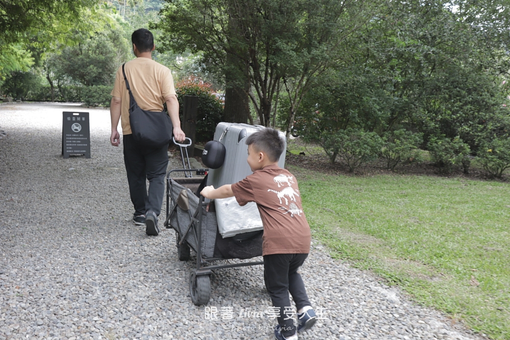 南投埔里住宿|慎重開華森林民宿,二樓隱樹雙人房很適合親子小旅行! - 第39張圖 南投埔里住宿|慎重開華森林民宿,二樓隱樹雙人房很適合親子小旅行!