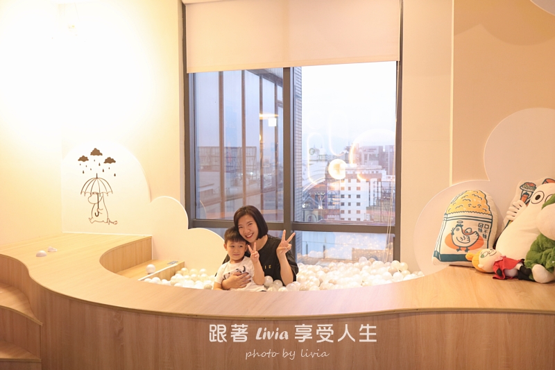 台中葉綠宿川閱入住心得|一家人住進10樓高級四人房,台中火車站旁住宿選擇! - 第8張圖 台中葉綠宿川閱入住心得|一家人住進10樓高級四人房,台中火車站旁住宿選擇!