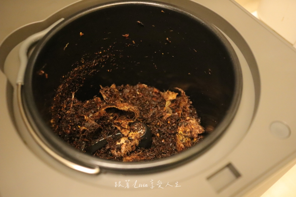 陽台垃圾桶被老鼠咬破後,我決定入手廚餘機!SANSUI山水 PAKU廚寶|3L智能廚餘機 SFP-G3L 開箱實測 - 第18張圖 陽台垃圾桶被老鼠咬破後,我決定入手廚餘機!SANSUI山水 PAKU廚寶|3L智能廚餘機 SFP-G3L 開箱實測